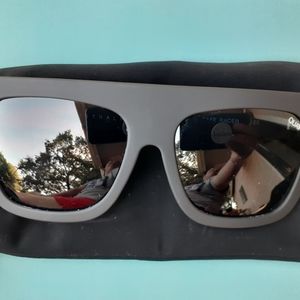 Oversized Quay Sunglasses